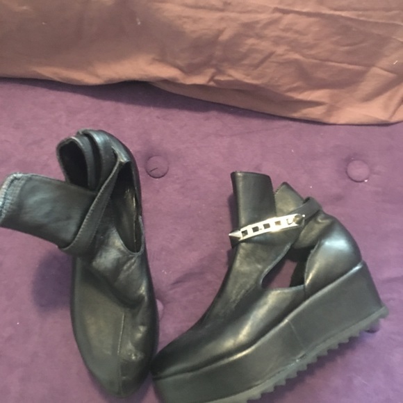 UNIF platform booties - Picture 2 of 3